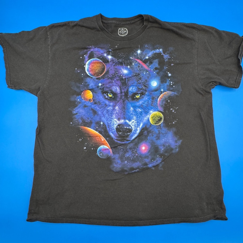 DOM Graphic T Shirt Mens XL Wolf Space‎ Planets Galaxy Print Black